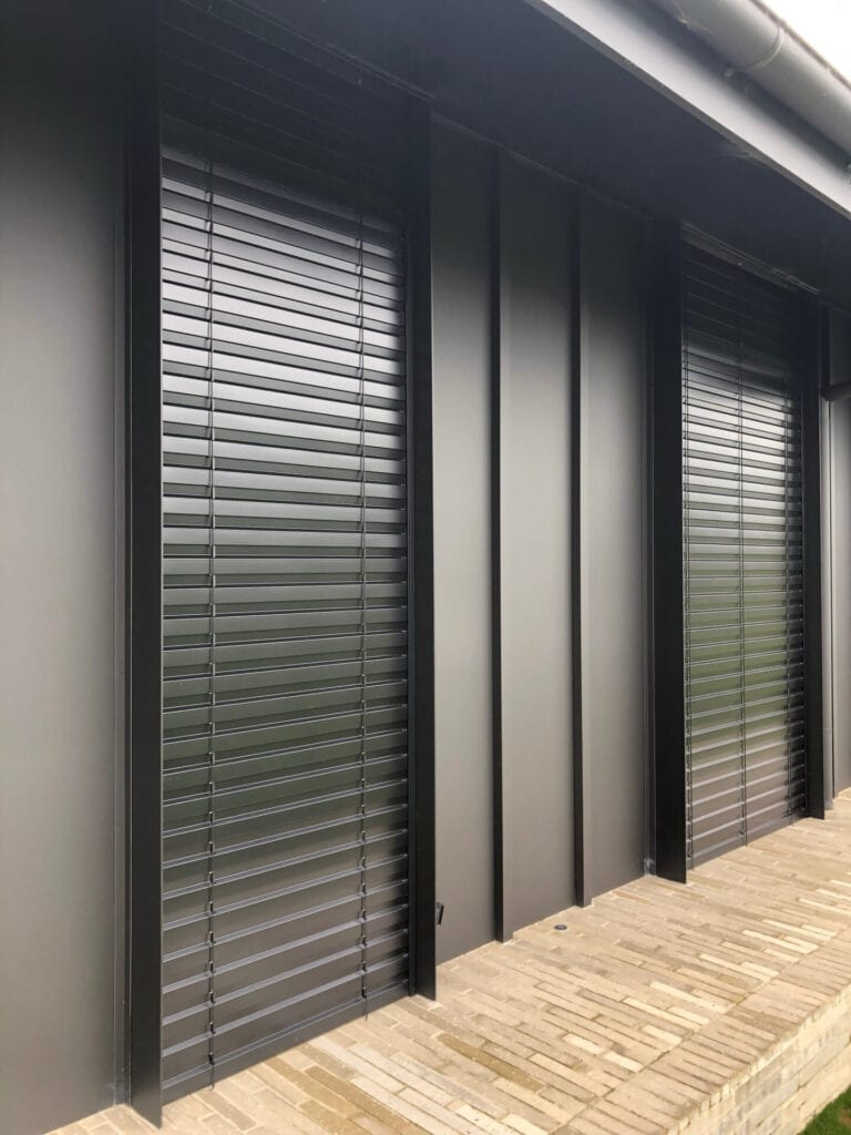 Ev93 D In Window Surround