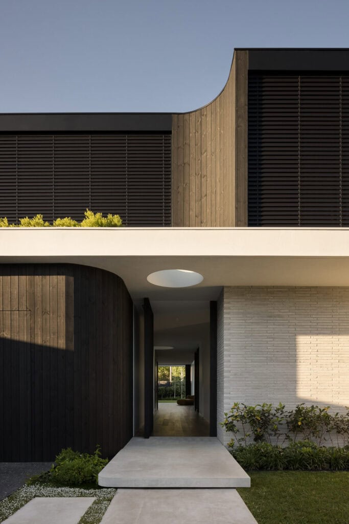 Caulfield north house by architecture works project feature the local project image 46